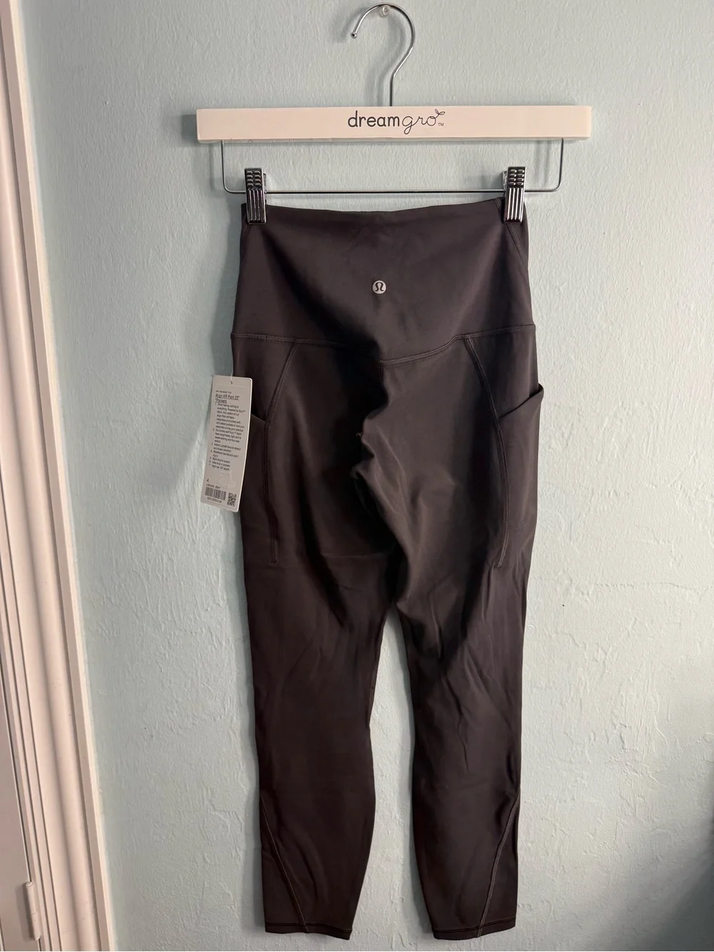 Lululemon Align High-Rise Pant 25” Pockets/Color Black